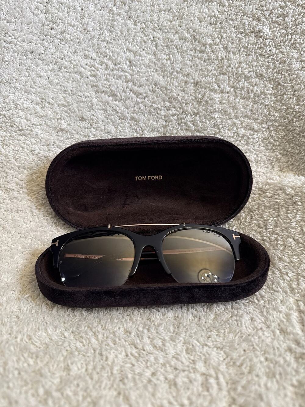 Tom Ford Sunglasses Black Aviator Navigator Pilot Gradient Metal Brow Bar T Logo
